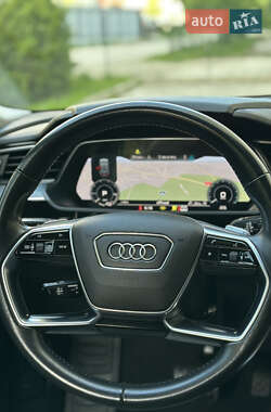 Внедорожник / Кроссовер Audi e-tron 2019 в 