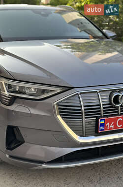 Внедорожник / Кроссовер Audi e-tron 2019 в 