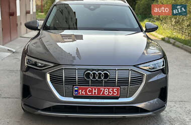 Внедорожник / Кроссовер Audi e-tron 2019 в 
