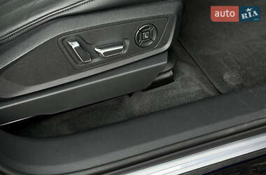 Внедорожник / Кроссовер Audi e-tron 2021 в 