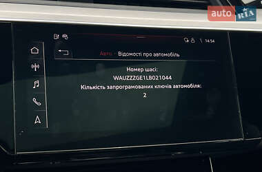 Внедорожник / Кроссовер Audi e-tron 2021 в 