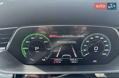 Внедорожник / Кроссовер Audi e-tron 2019 в 