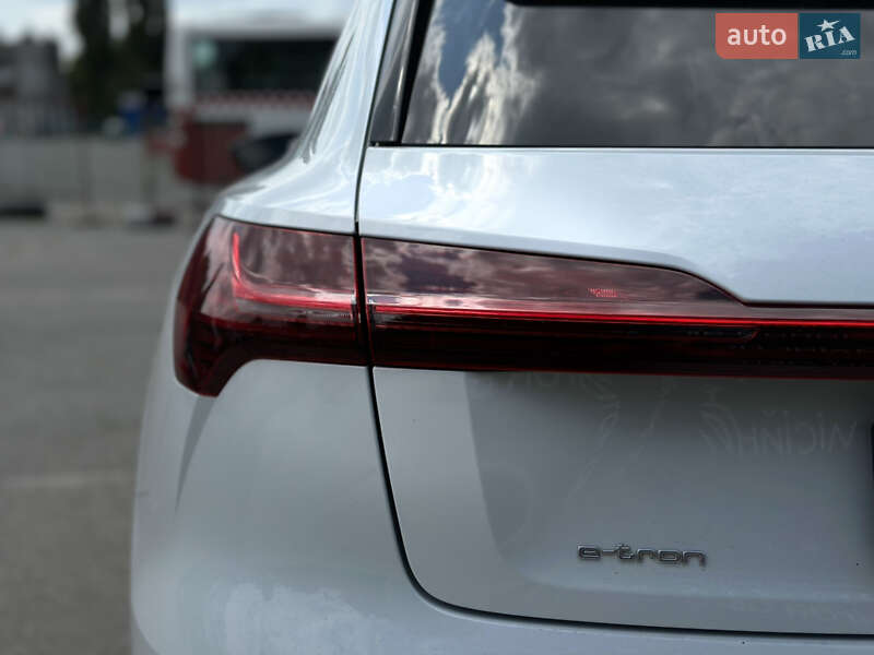Внедорожник / Кроссовер Audi e-tron 2019 в Харькове фото 6 Внедорожник / Кроссовер Audi e-tron 2019 в Харькове