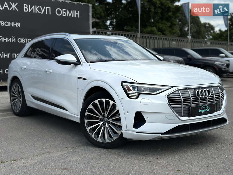 Audi e-tron 2019