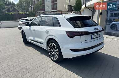 Внедорожник / Кроссовер Audi e-tron 2019 в 
