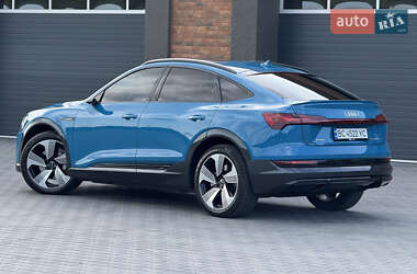 Внедорожник / Кроссовер Audi e-tron 2020 в 
