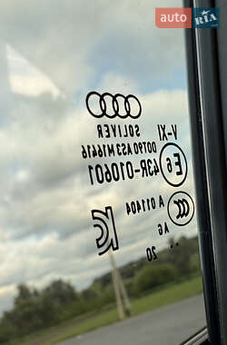 Внедорожник / Кроссовер Audi e-tron 2020 в 