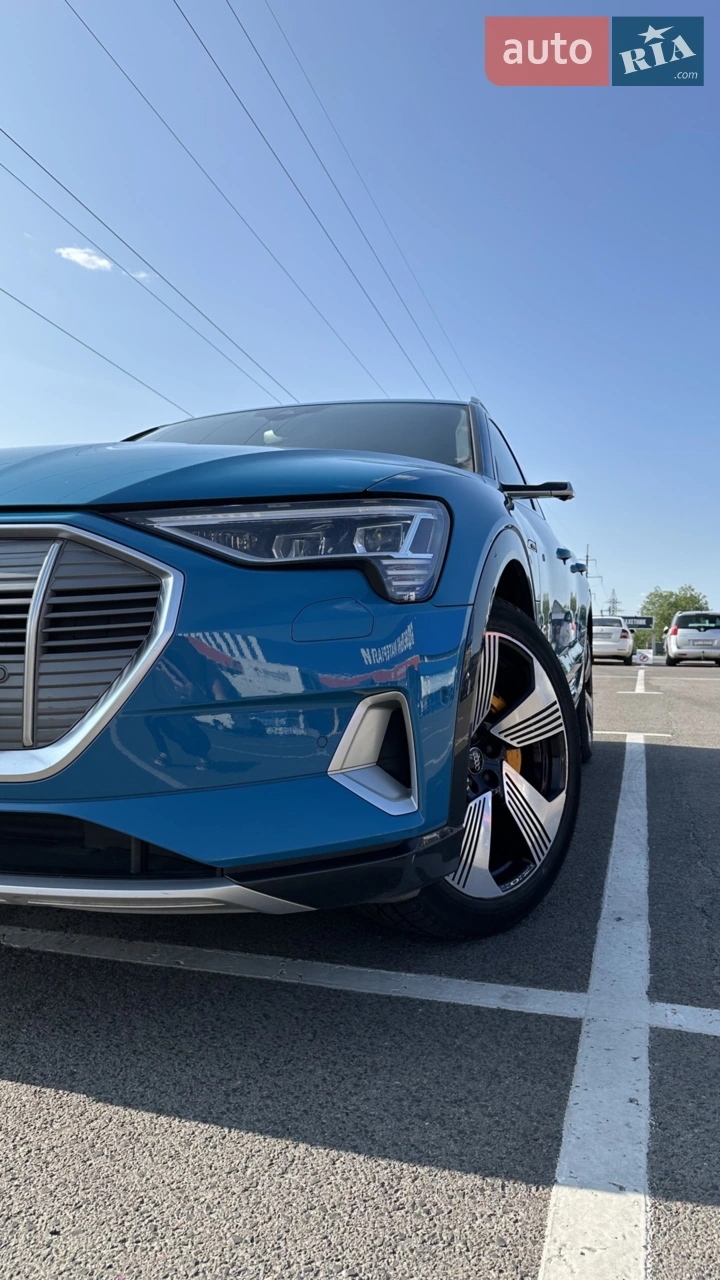 2020 Audi e-tron - мініатюра 24