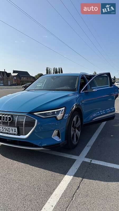 Внедорожник / Кроссовер Audi e-tron 2019 в Луцке фото 3 Внедорожник / Кроссовер Audi e-tron 2019 в Луцке