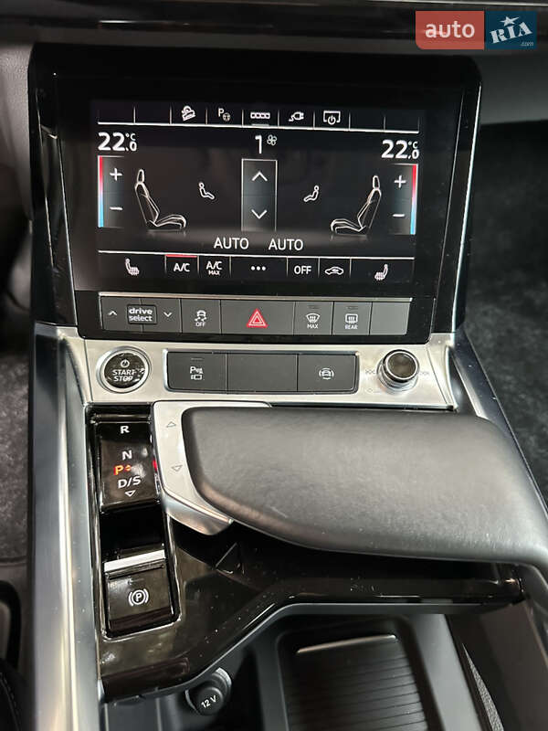 Позашляховик / Кросовер Audi e-tron 2022 в Харкові
