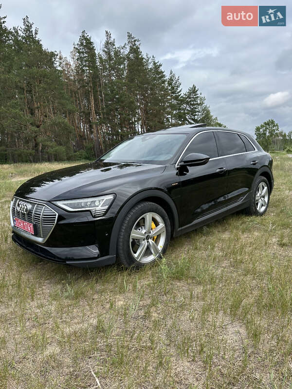 Позашляховик / Кросовер Audi e-tron 2022 в Харкові