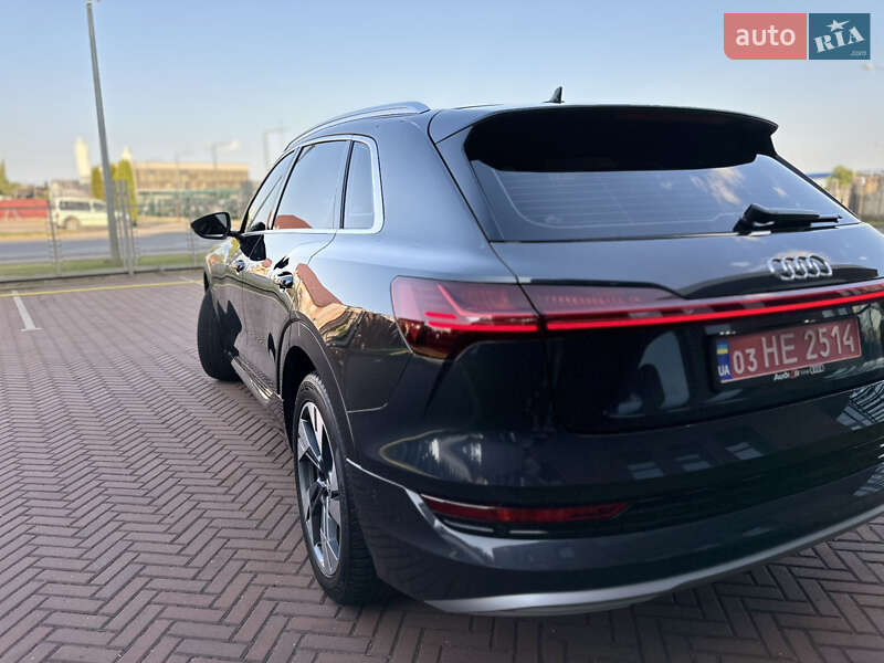 Внедорожник / Кроссовер Audi e-tron 2019 в Мукачево