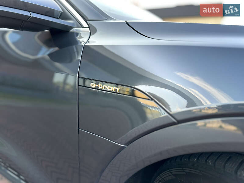 Внедорожник / Кроссовер Audi e-tron 2019 в Мукачево