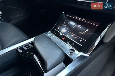 Внедорожник / Кроссовер Audi e-tron 2019 в 