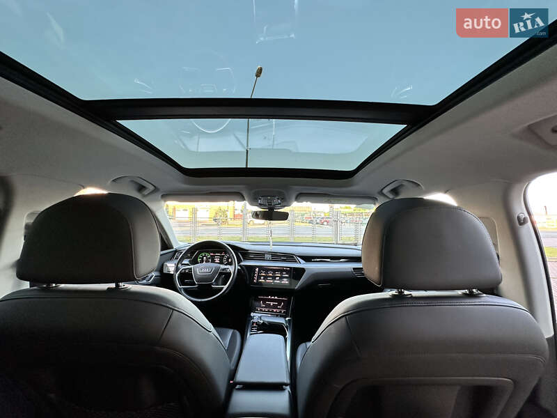 Внедорожник / Кроссовер Audi e-tron 2019 в Мукачево