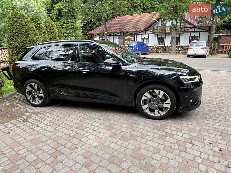 Внедорожник / Кроссовер Audi e-tron 2020 в Дрогобыче