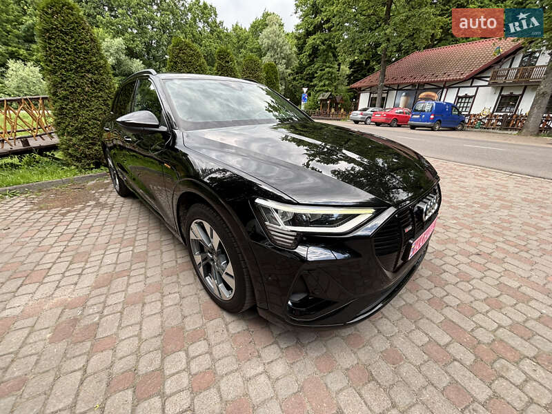Внедорожник / Кроссовер Audi e-tron 2020 в Дрогобыче