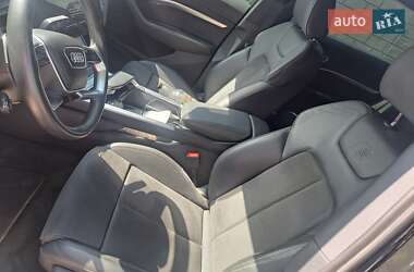Внедорожник / Кроссовер Audi e-tron 2021 в 