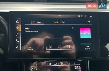Внедорожник / Кроссовер Audi e-tron 2019 в 