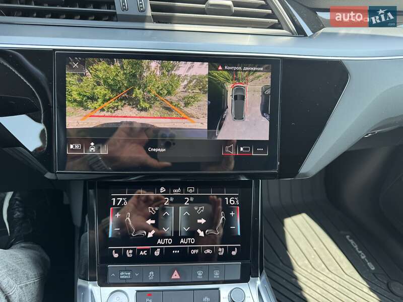 Позашляховик / Кросовер Audi e-tron 2020 в Києві