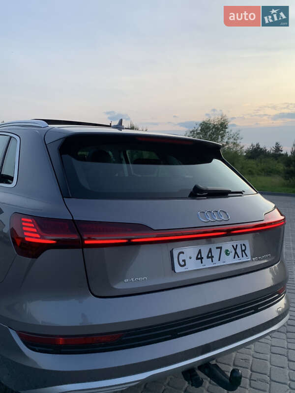 Внедорожник / Кроссовер Audi e-tron 2020 в Львове