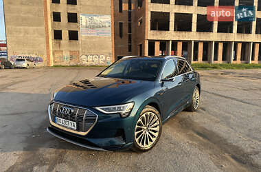 Позашляховик / Кросовер Audi e-tron 2019 в Тернополі