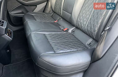 Внедорожник / Кроссовер Audi e-tron 2021 в 