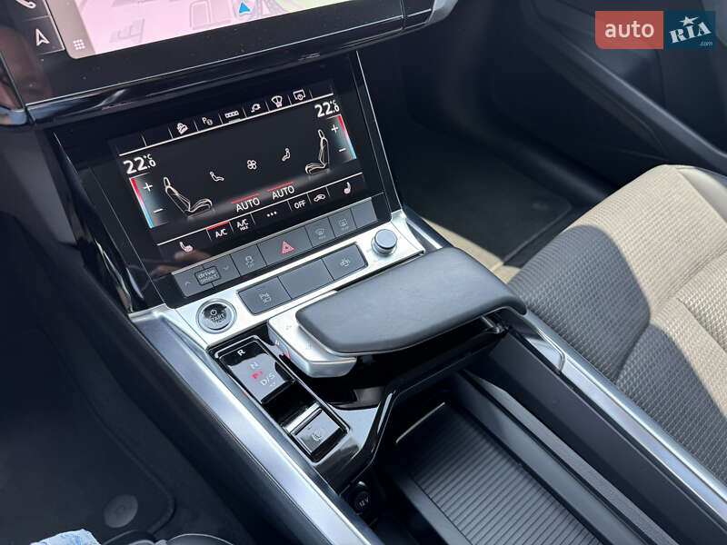 Внедорожник / Кроссовер Audi e-tron 2023 в Хмельницком