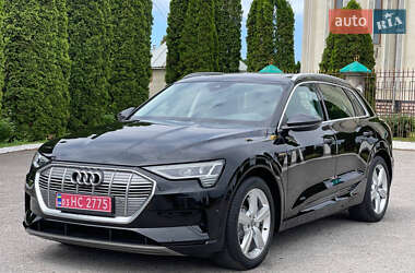 Внедорожник / Кроссовер Audi e-tron 2019 в 