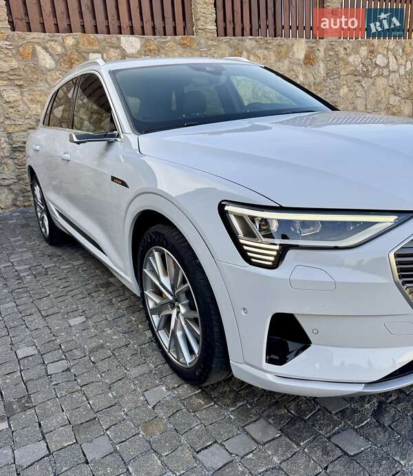 Внедорожник / Кроссовер Audi e-tron 2020 в Ровно