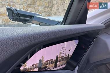 Внедорожник / Кроссовер Audi e-tron 2020 в 