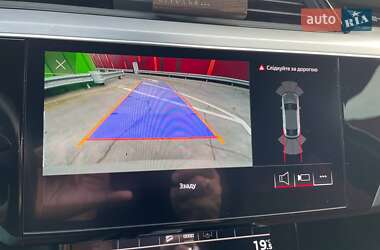 Внедорожник / Кроссовер Audi e-tron 2021 в 