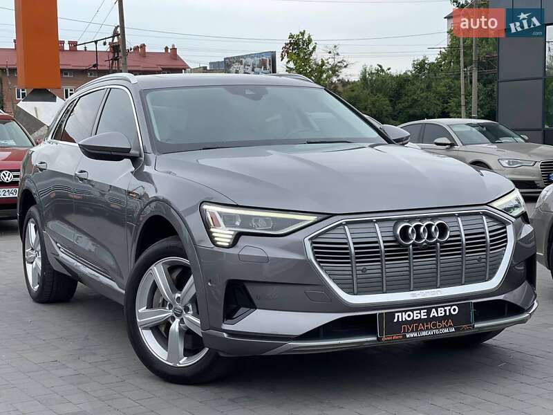 Внедорожник / Кроссовер Audi e-tron 2019 в Львове