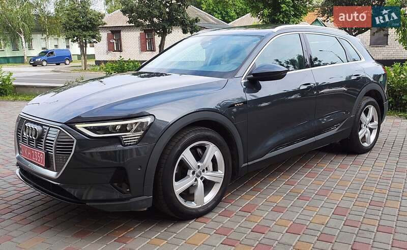 Внедорожник / Кроссовер Audi e-tron 2019 в Кременчуге фото 2 Внедорожник / Кроссовер Audi e-tron 2019 в Кременчуге