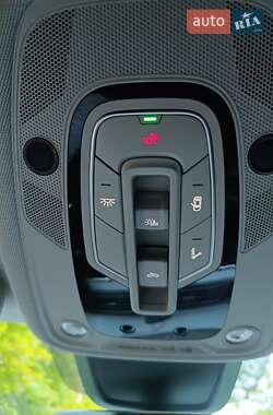Внедорожник / Кроссовер Audi e-tron 2019 в 