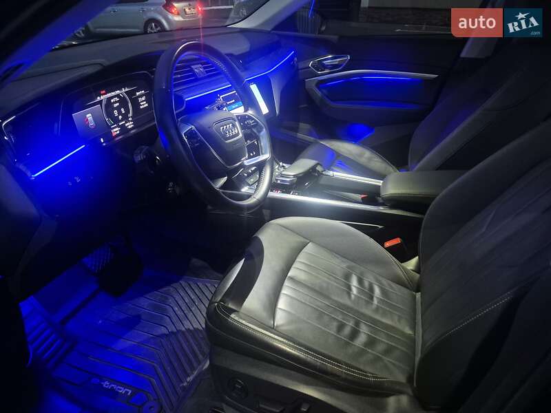 Внедорожник / Кроссовер Audi e-tron 2020 в Киеве