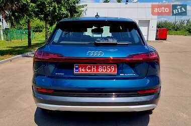 Внедорожник / Кроссовер Audi e-tron 2019 в 