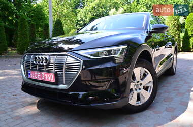Внедорожник / Кроссовер Audi e-tron 2020 в 