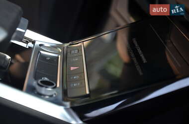 Внедорожник / Кроссовер Audi e-tron 2020 в 