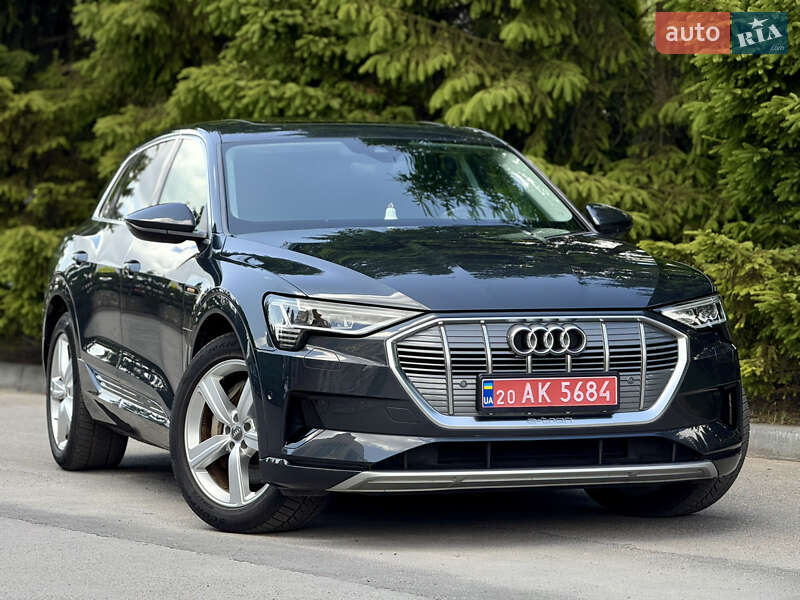 Внедорожник / Кроссовер Audi e-tron 2019 в Тернополе