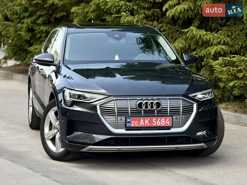 Внедорожник / Кроссовер Audi e-tron 2019 в Тернополе