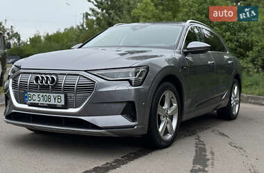 Внедорожник / Кроссовер Audi e-tron 2019 в 
