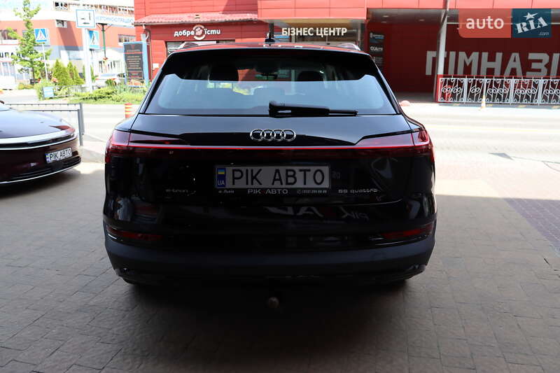 Внедорожник / Кроссовер Audi e-tron 2019 в Львове