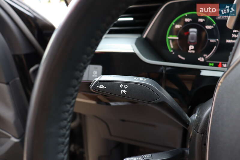 Внедорожник / Кроссовер Audi e-tron 2019 в Львове