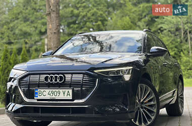Внедорожник / Кроссовер Audi e-tron 2019 в 