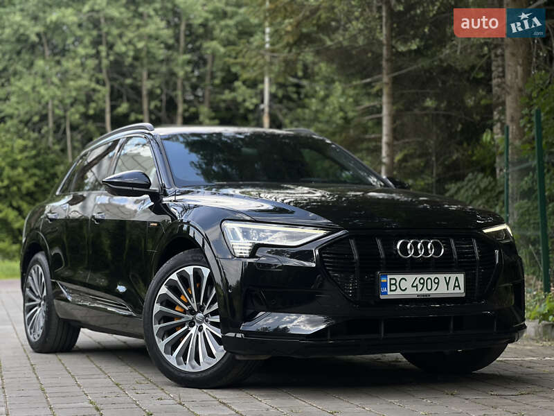 Внедорожник / Кроссовер Audi e-tron 2019 в 