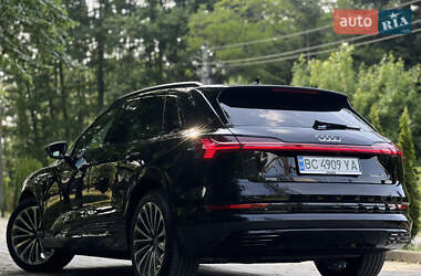 Внедорожник / Кроссовер Audi e-tron 2019 в 