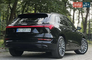 Внедорожник / Кроссовер Audi e-tron 2019 в 