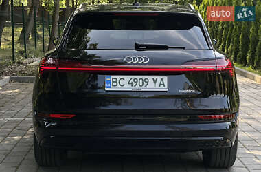 Внедорожник / Кроссовер Audi e-tron 2019 в 