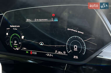 Внедорожник / Кроссовер Audi e-tron 2019 в 